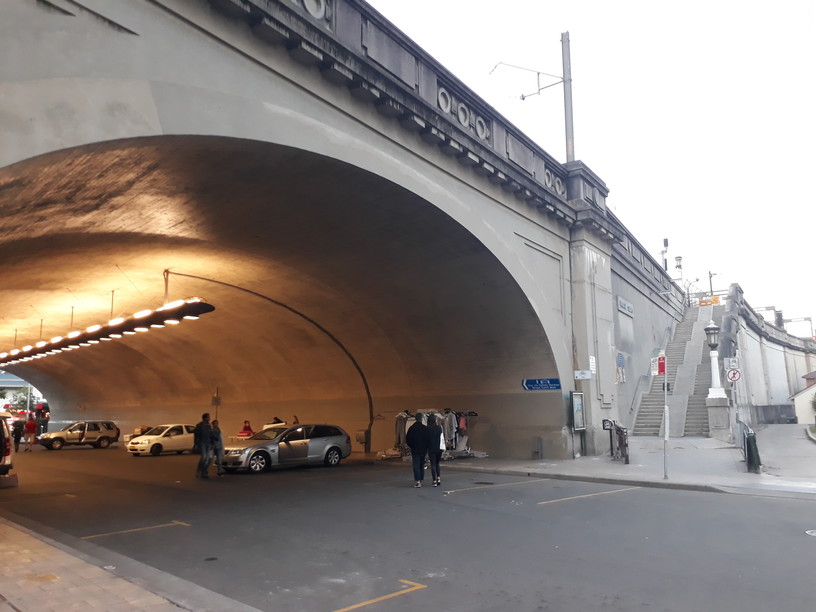 Burton Street Tunnel (Western entrance) and the stairs/ramp from the Sydney Harbour Bridge cycleway